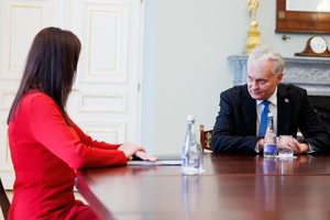 Lrytas šaltiniai: „socdemai“ savo posėdžius atšaukti buvo priversti po G. Nausėdos niukso