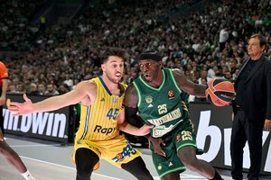 Galingai antrąją pusę sužaidęs PAO palaužė „Maccabi“