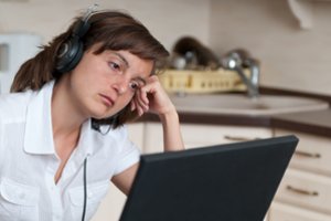 Perdegimo epidemija biuruose: ar darbas vertas širdies ar skrandžio problemų?