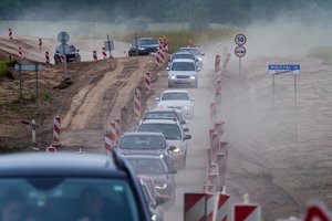 Aiškėja, kiek kitąmet gali didėti finansavimas keliams