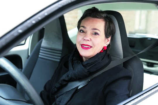 N. Marčėnaitė apie pirmą savo automobilį ir netikėtą titulą: „Buvau pirmoji moteris Lietuvoje“
