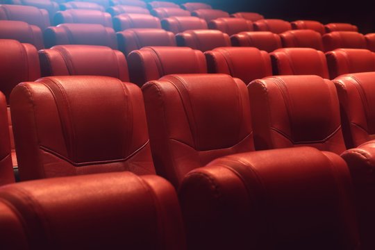 Lietuvoje veikiančio kino teatro valdytojai – 7,5 mln. eurų bauda