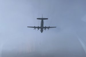 Lenkijos naikintuvai vėl kilo perimti rusų orlaivio: pasidalino nuotraukomis