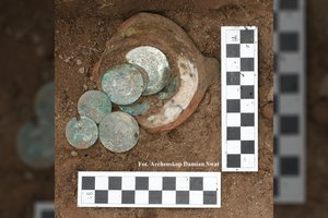 Arimuose rado 300 metų senumo sidabro lobį