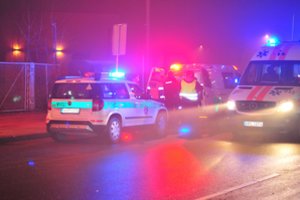 Tragiška avarija Kaune – BMW įsirėžė į stulpą, žuvo vairuotojas