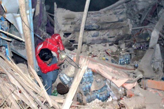 Afganistaną purto žemės drebėjimas: stichija sužeidė 320 žmonių, sunaikino dalį istorinės šventyklos