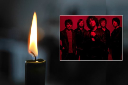 Staiga mirė populiarios britų alternatyvaus roko grupės lyderis