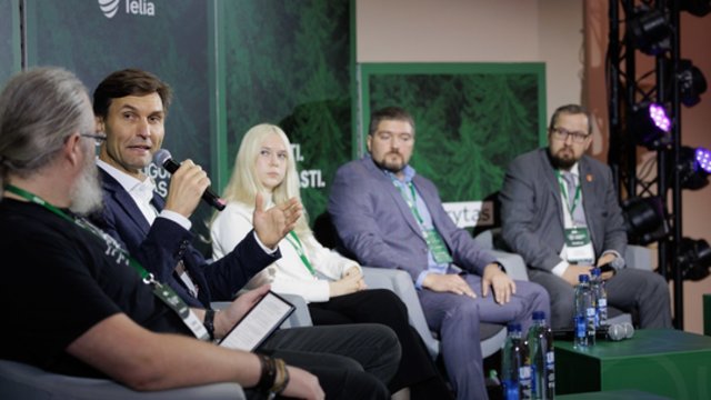 Pabrėžia būtinybę informaciją tikrinti keliuose šaltiniuose: užsiminė apie kartų problemas