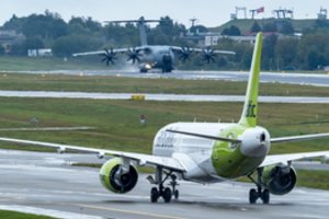 Oro linijos praneša apie pokyčius Vilniuje: sureagavo į incidentus su balionais