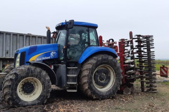 Kelmės rajone pavogtas traktorius buvo rastas gretimame kaime