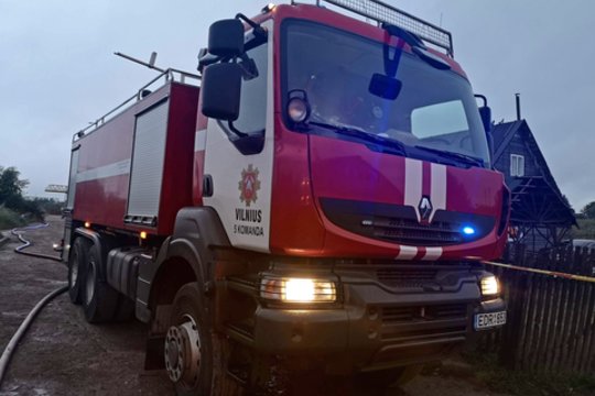 Ukmergės rajone užgesinus gaisrą bute, rastas vyro kūnas