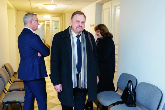 Buvęs LVK vadovas V. Sutkus nuteistas korupcijos byloje: keliaus už grotų