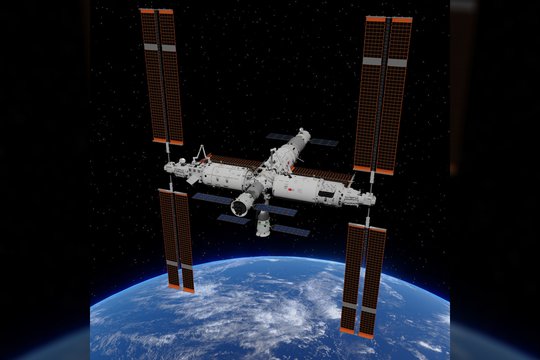 Kinija atidėjo trijų taikonautų sugrįžimą, nes jų erdvėlaivį tikriausiai apgadino kosminė šiukšlė