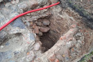 Kretingos bažnyčios šventoriuje aptikta iki šiol nežinota kripta