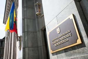 URM: dėl tęsiamų masinių Ukrainos apšaudymų Rusijai įteikta protesto nota