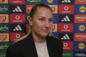 Lietuvos futbolo rinktinės kapitonė įvertino atrankos burtus: „Tikiu, kad galime laimėti“