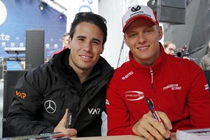 Sekso skandalas M. Schumacherio viloje: prabilo išžaginimu kaltinamo lenktynininko tėvai