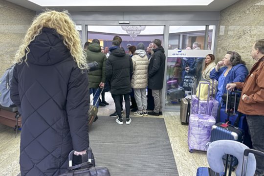 Parlamentarų grupė siūlo neleisti atvykti į Lietuvą čia dirbančių imigrantų šeimoms