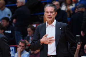 „Valencia“ treneris įvertino „Žalgirio“ gynybą ir prasitarė, kas laimės Kaune