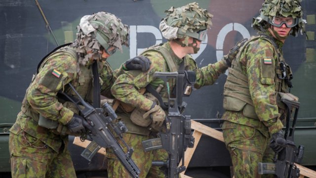 Svarbus žingsnis stiprinant gynybą: Europos investicijų bankas Lietuvai skiria 300 mln. eurų