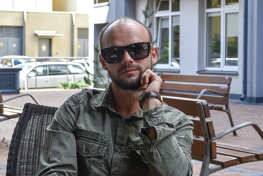 Po skandalo dėl iš Donato Mohamad Ali ir jo žmonos atimto kūdikio – vaiko teisių tarnybos verdiktas