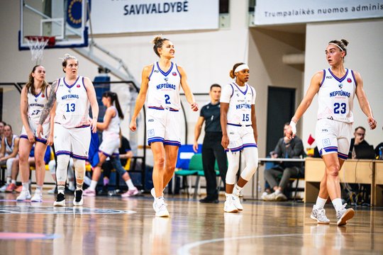 Po Europos taurės – mįslė Lietuvoje: priežasties nepateikusios „Neptūno“ merginos nusprendė į mačą neatvykti