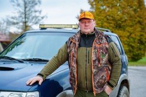 Reta sėkmė: medžiotojas Panevėžio rajone per 10 minučių sumedžiojo du vilkus