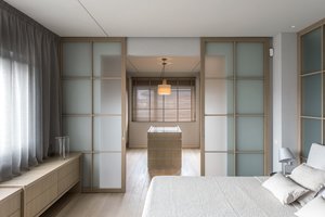 Tai tokie namai, kur viskas neįmanomai tvarkinga: čia net dulkės bijo kristi