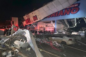 Tornadas siaubė Braziliją: automobilius mėtė kaip žaislus, griovė pastatus, žuvo mažiausiai 6 žmonės