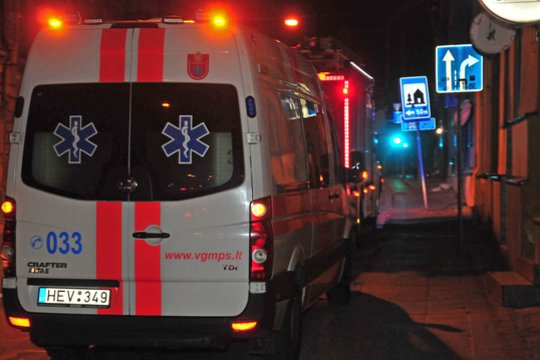 Šiaulių greitosios pagalbos medikų automobilyje mirė jaunas vyras