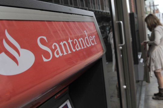 Lenkijoje apvogė beveik 500 vieno didžiausių bankų klientų: įspėja, kaip nepakliūti į pinkles