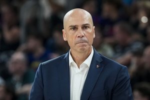 „Barcelona“ nusprendė atleisti trenerį