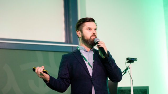 Kaip komunikuoti krizių metu: siūlo taikyti paprastą principą