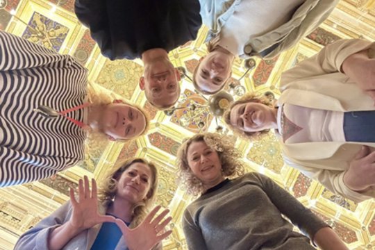 Kultūra – tiltas ar veidrodis? Kaip kultūros bendruomenės mažina visuomenės poliarizaciją