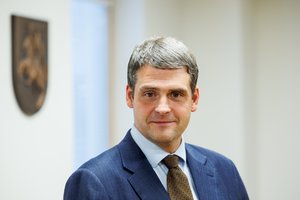 Premjerės patarėjas apie R. Žemaitaičio susitikimą su Vengrijos ministru: svarbu, kad politikai laikytųsi vienos linijos