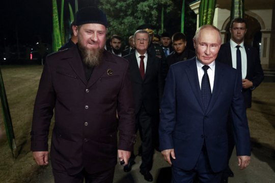 Prabilo apie Rusiją valdančius klanus: formuojasi milžiniškos dinastijos