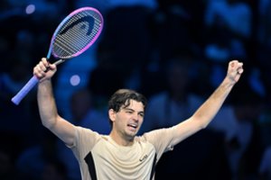 T. Fritzas ir vėl galingai startavo „Nitto ATP Finals“ turnyre – pirmadienį per varžybas mirė du sirgaliai