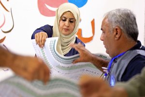 Irake tvyrant nusivylimui ir susiskaldymui renkamas naujas parlamentas