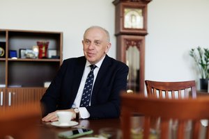 R. Motuzas apie R. Žemaitaičio susitikimą su P. Szijjartu: stengiamasi formuoti mažąją diplomatiją