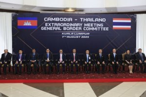 Tailandas teigia, kad nepaisant taikos susitarimo su Kambodža „priešiški veiksmai“ tęsiasi