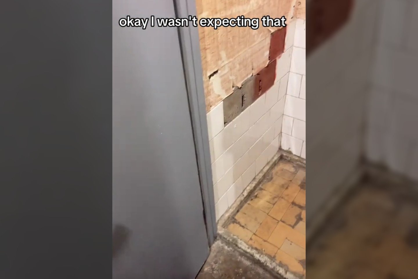 Neseniai į Lietuvą iš Pakistano studijuoti atvykęs 21-erių Abdula nemaloniai nustebo pamatęs tai, su kuo vis dar susiduria nemaža dalis Lietuvos studentų.<br> Stop kadras