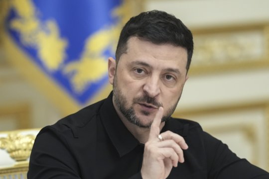 Ukrainą drebina didelio masto korupcijos skandalas: V. Zelenskis pabrėžia neišvengiamas bausmes