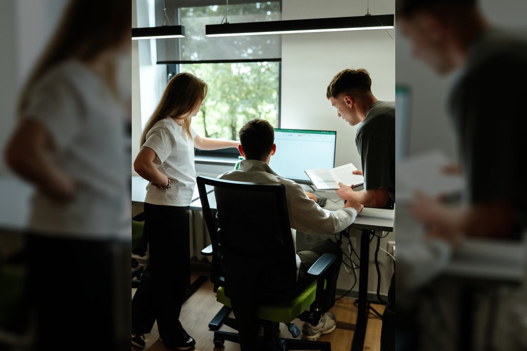 Vilniaus kolegijos inžinerijos studijų krypties studentams „Ignitis grupė“ skyrė 45 tūkst. eurų stipendijoms