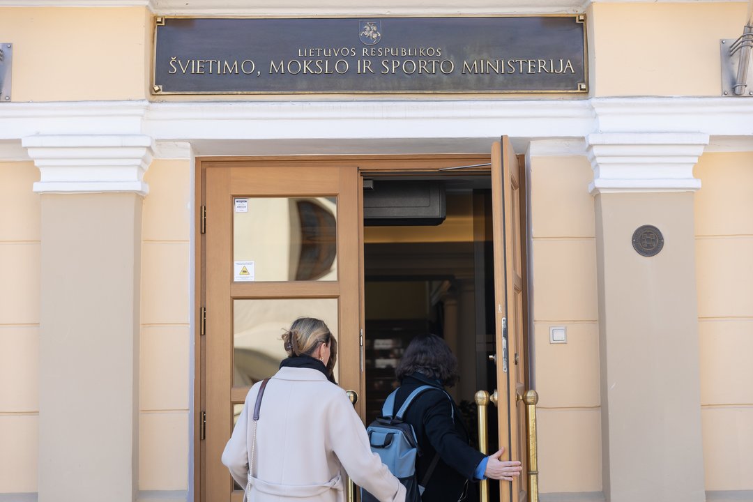 Ministerija siūlo palankesnes sąlygas stojantiesiems į aukštąsias mokyklas kitąmet