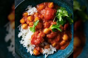 Indiškas avinžirnių troškinys: sotus, pigus ir be galo skanus