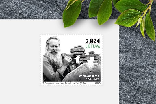 Akmenų karalius ant pašto ženklo: įamžintas Vaclovo Into šimtmetis
