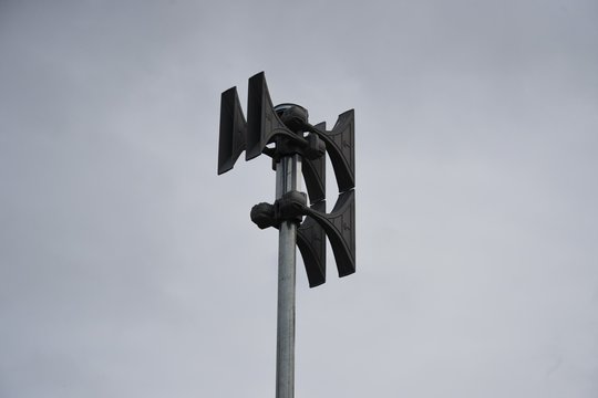 Informuoja dėl nesankcionuoto sirenos įsijungimo Šiauliuose