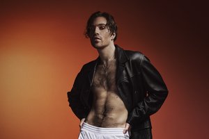 Gabrielius Vagelis pristato naują savo dainos versiją: „Įsimylėjau“