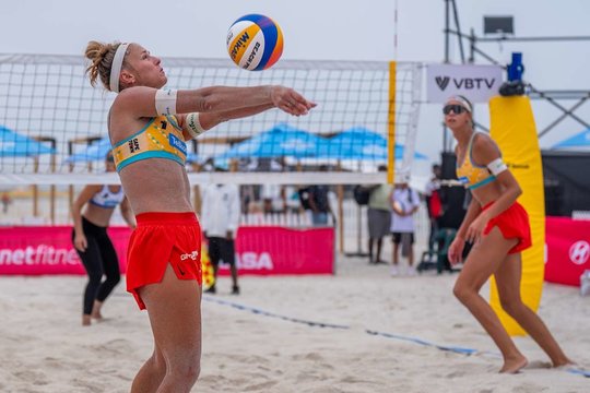 Tinklininkės M. Paulikienė ir A. Raupelytė tolimojoje Australijoje pradeda kovas pasaulio čempionate