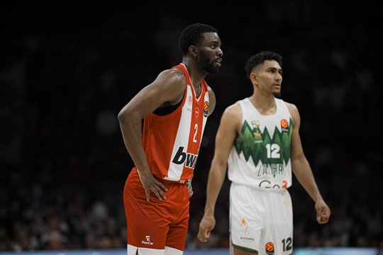 Dar vieną skaudžią traumą gavęs K. Evansas nutraukė tylą – turėjo, ką apkaltinti